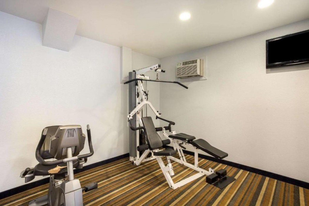 Quality Inn Albany Colonie 23/31