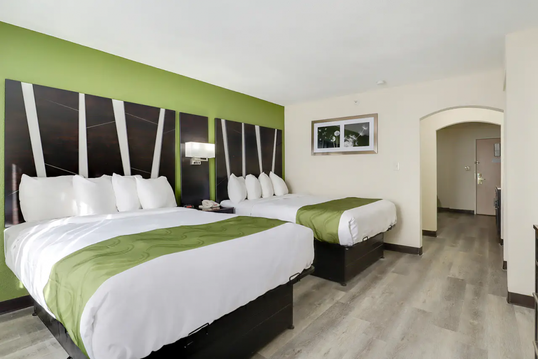 Quality Suites Albuquerque Airport 5/19