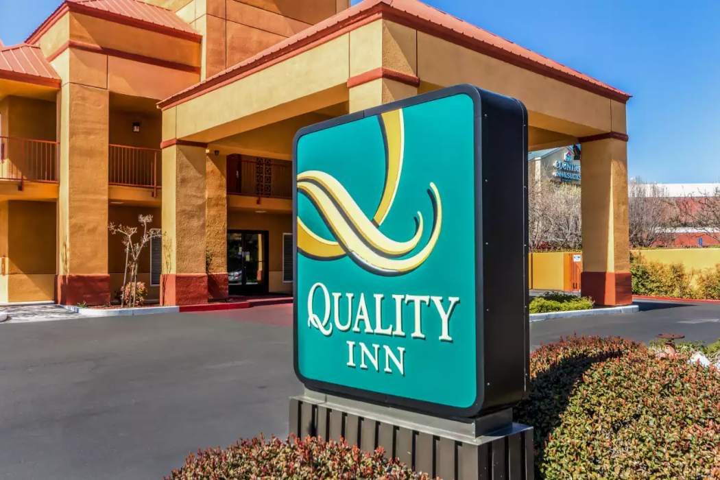 凯艺酒店Fresno Near University(Quality Inn Fresno Near University) 图片2