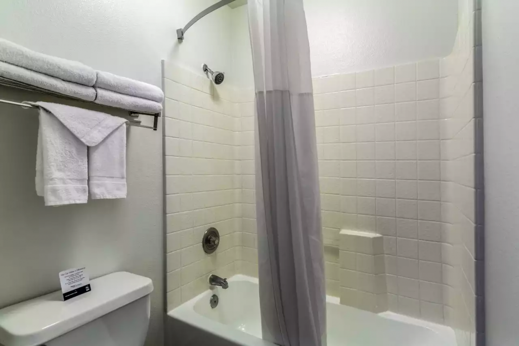 Quality Inn Fresno Near University 15/34