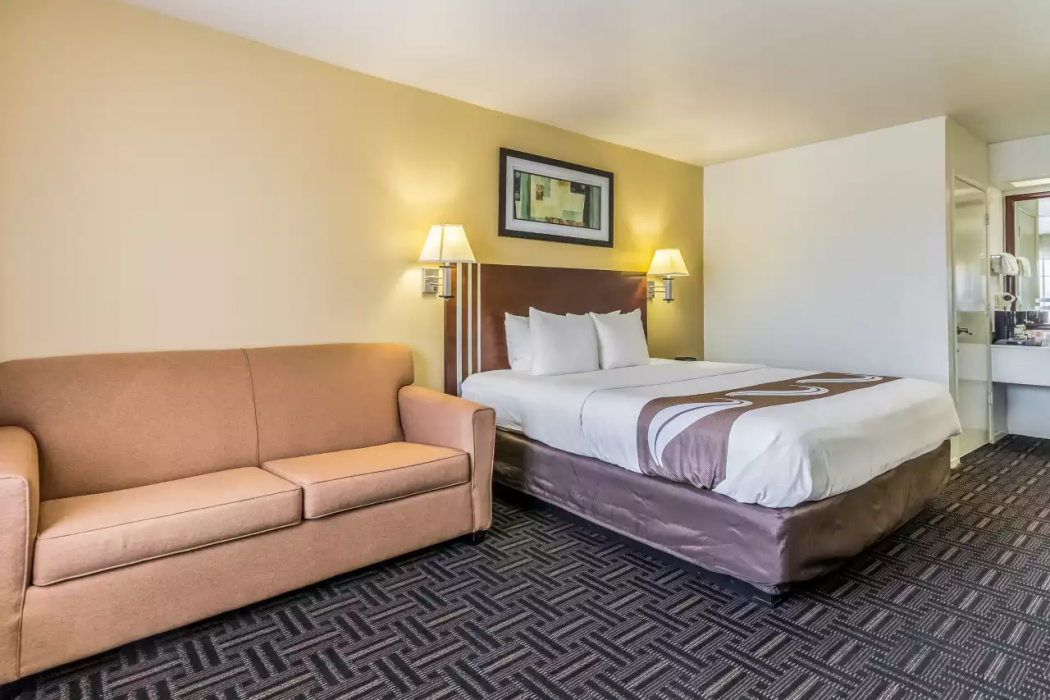 Quality Inn Fresno Near University 22/34