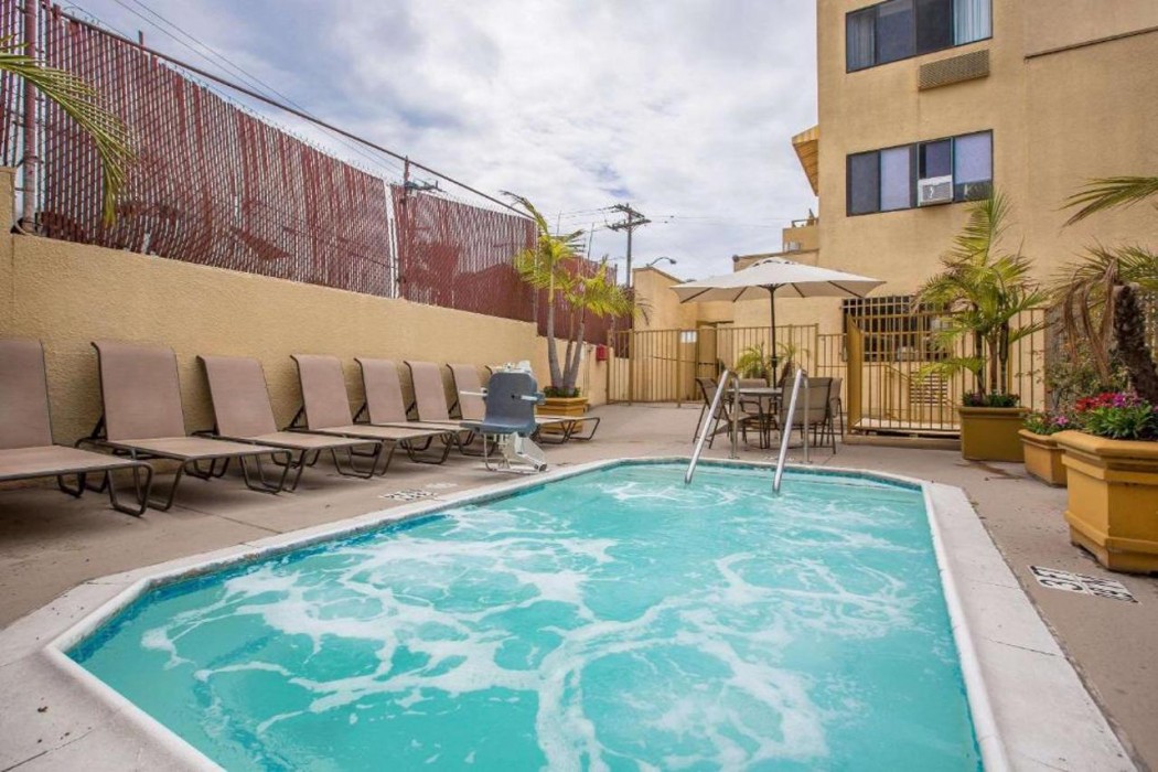 Quality Inn & Suites Hermosa Beach 22/38