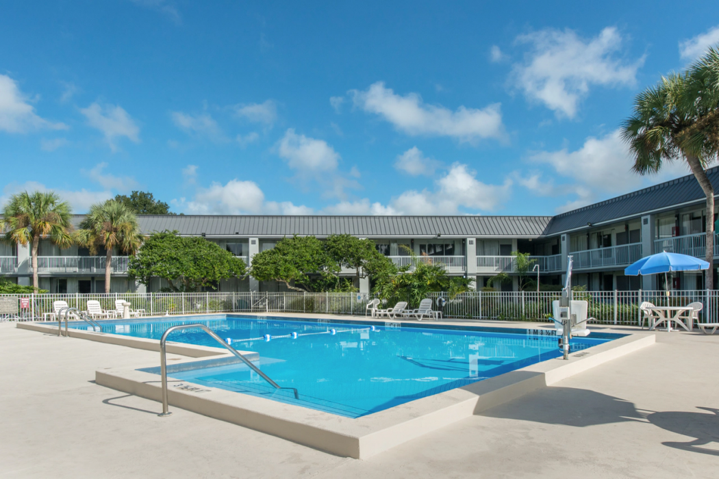 Quality Inn and Suites Brooksville I-75/Dade City 10/17