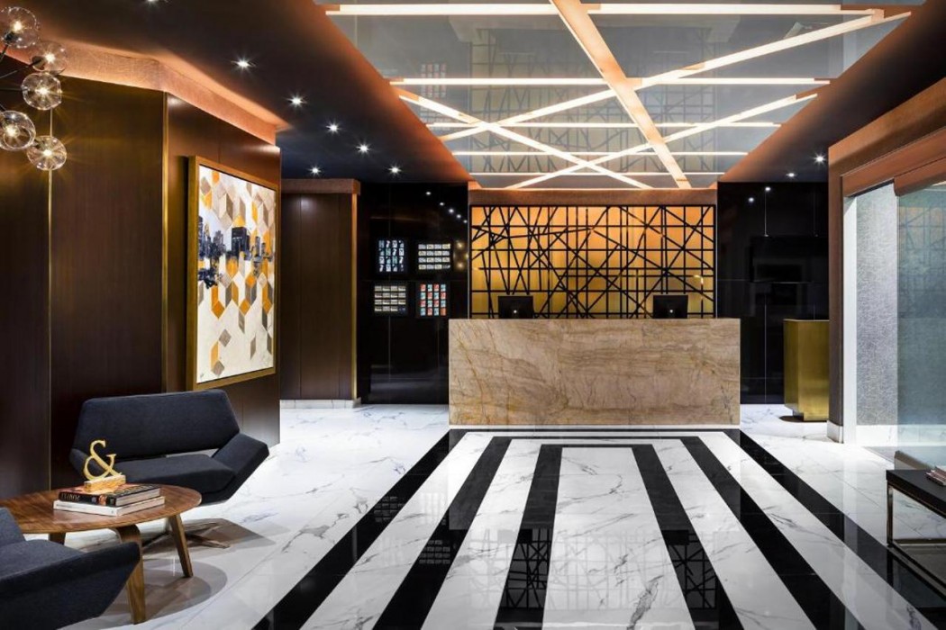 Sens Hotel 7/64