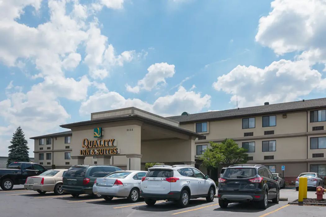 Quality Inn and Suites Detroit Metro Airport 1/27