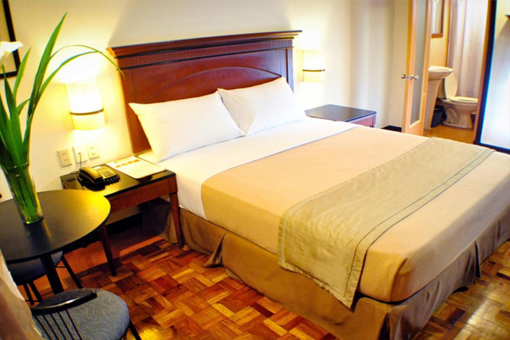 Fersal Hotel P Tuazon Cubao 19/55