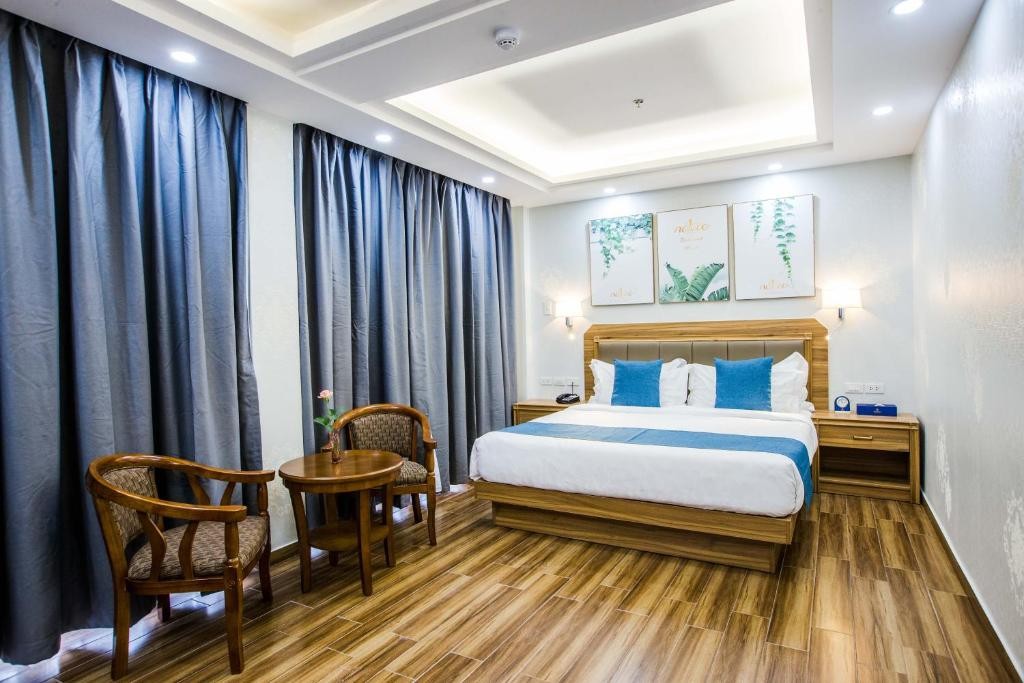 Costa Palawan Resort 6/13
