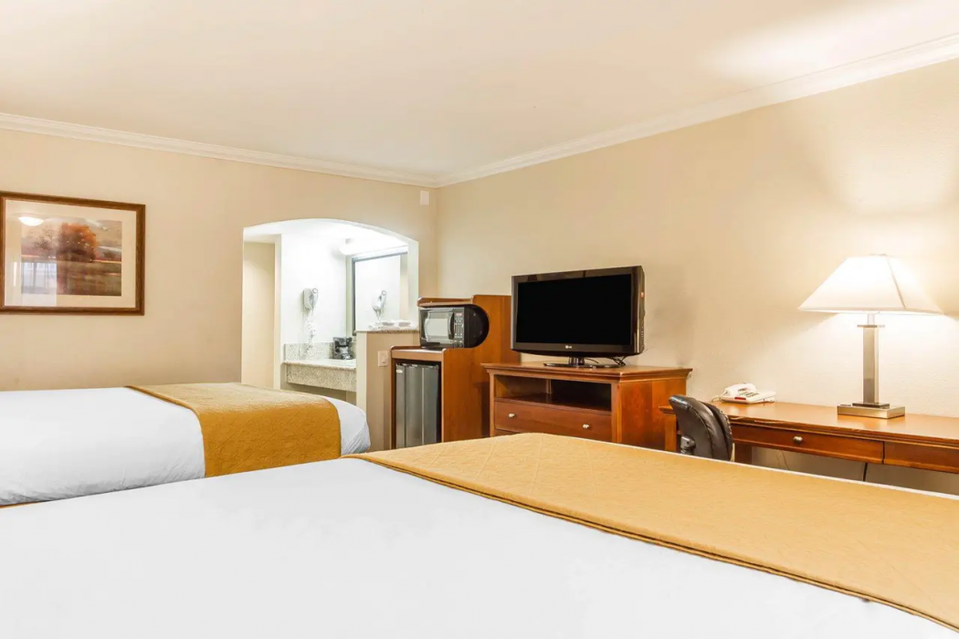 Quality Inn Sacramento Convention Center 12/27