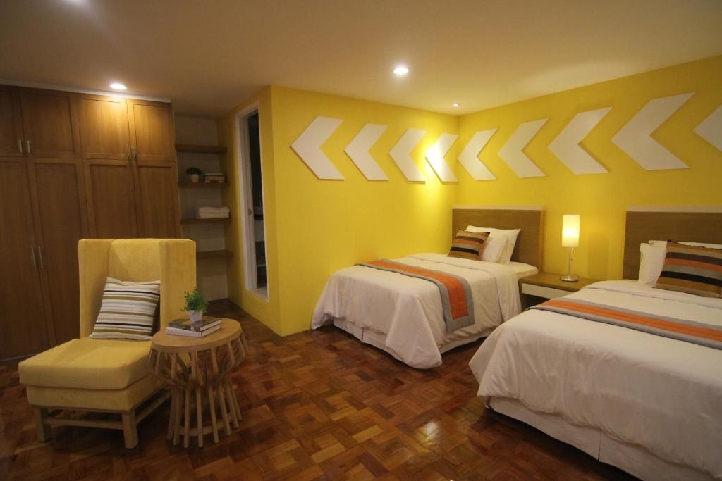 Bryan Condominium Suites 14/66
