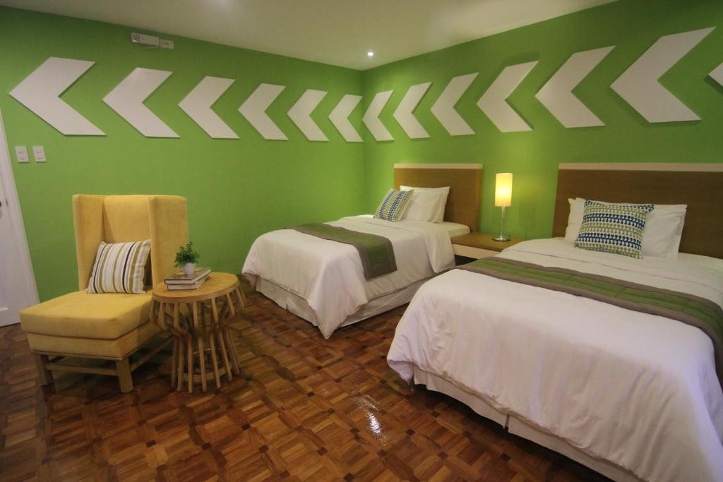 Bryan Condominium Suites 26/66