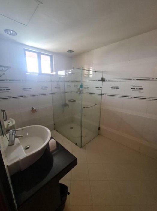 Bryan Condominium Suites 21/66