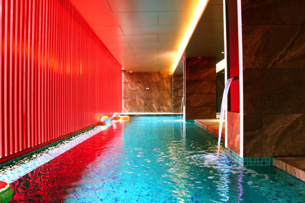 Red Hotel Cubao 34/64