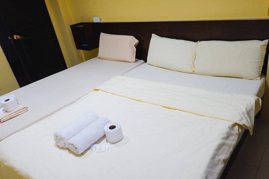 Hotel Juliano 12/66