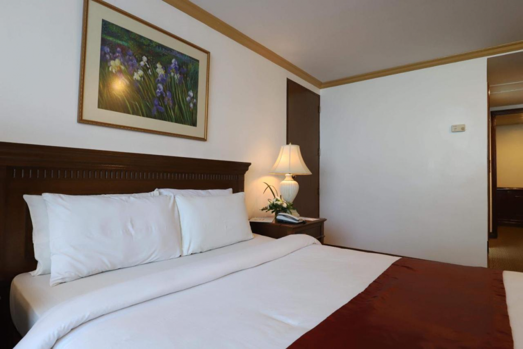 Zen Rooms Tiara Oriental Manila 12/29