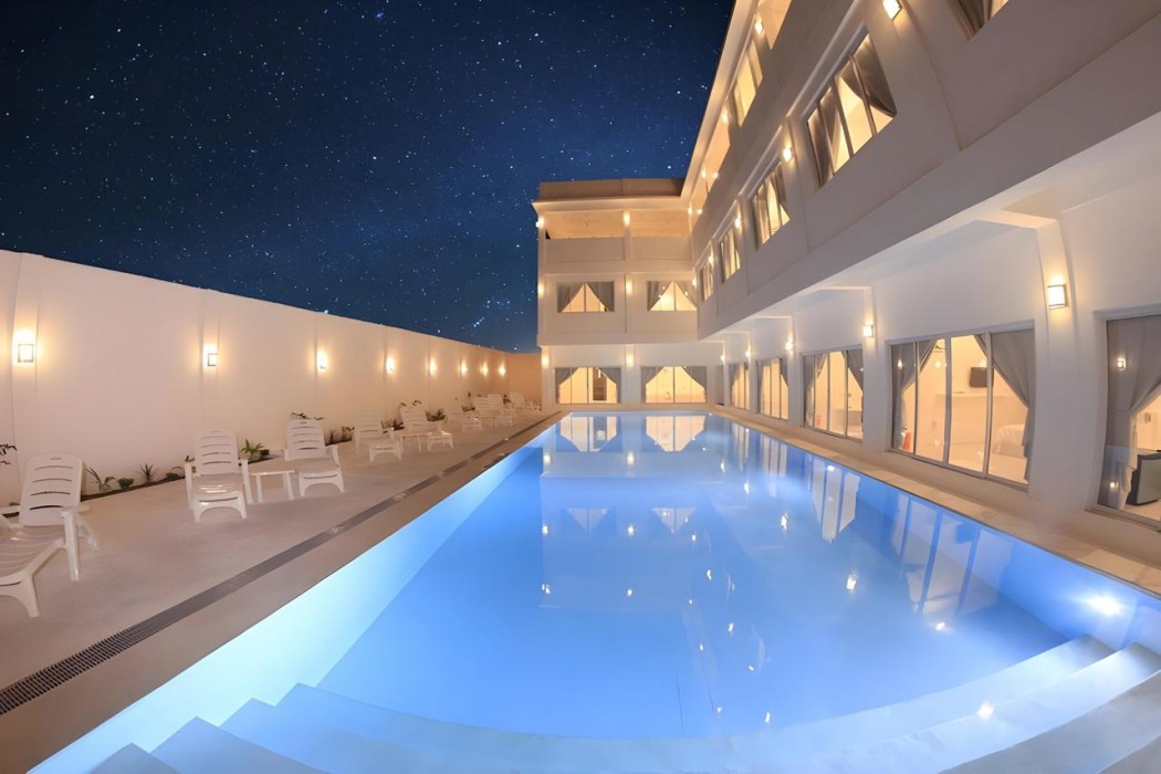 Coron Bluewave Hotel 53/75