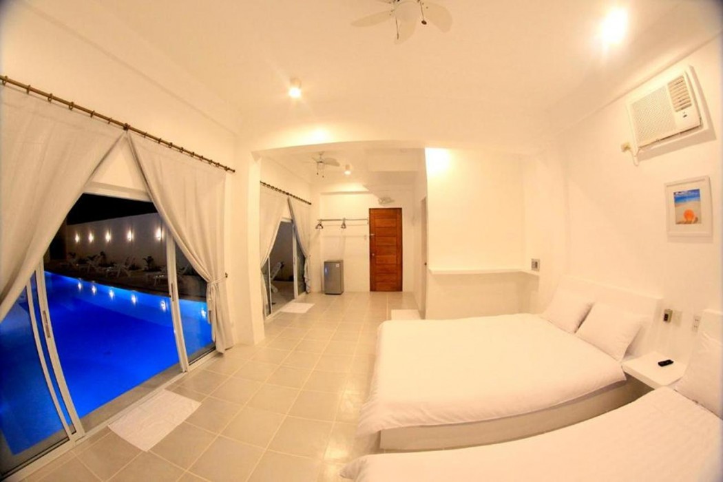 Coron Bluewave Hotel 31/75