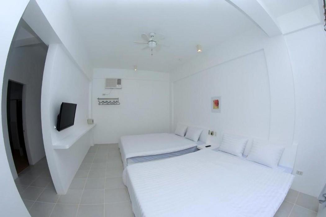 Coron Bluewave Hotel 40/75
