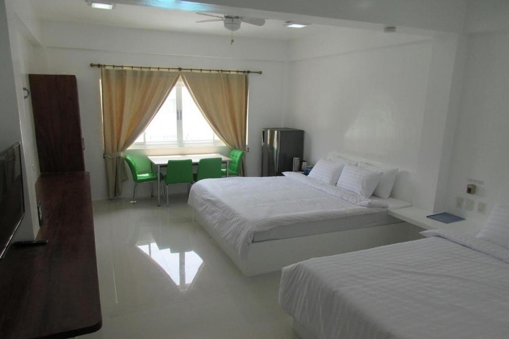 Coron Bluewave Hotel 15/75