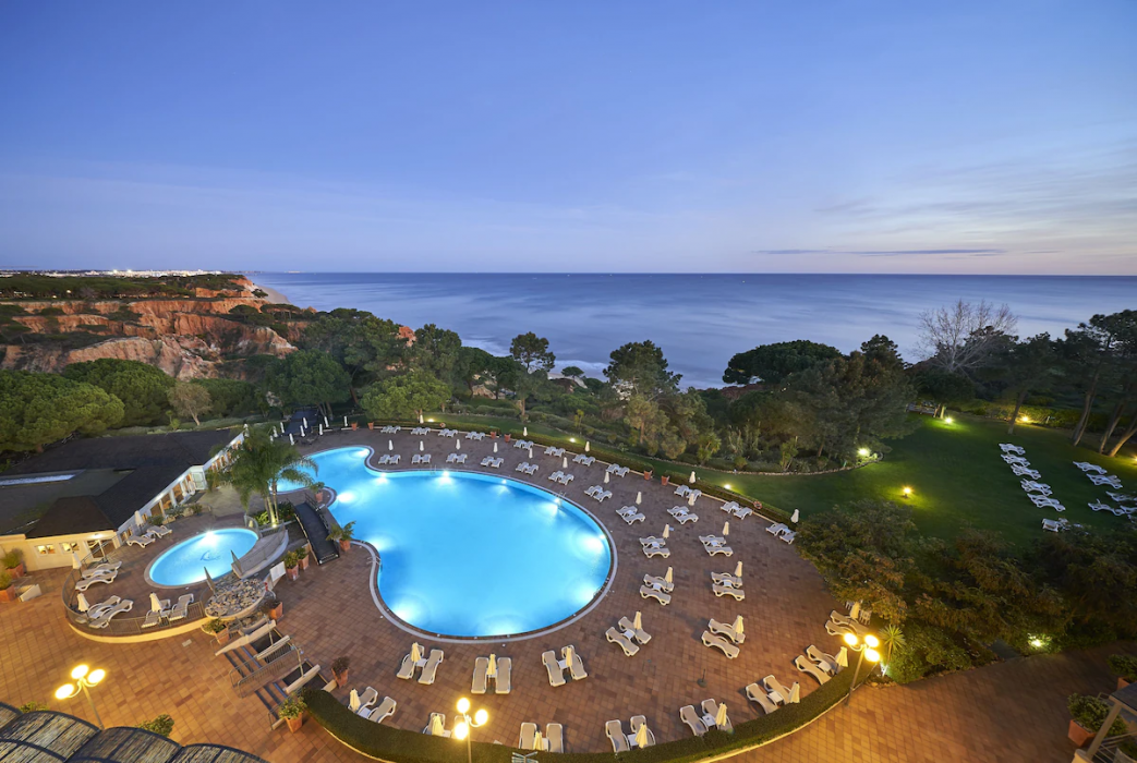 PortoBay Falesia 24/37