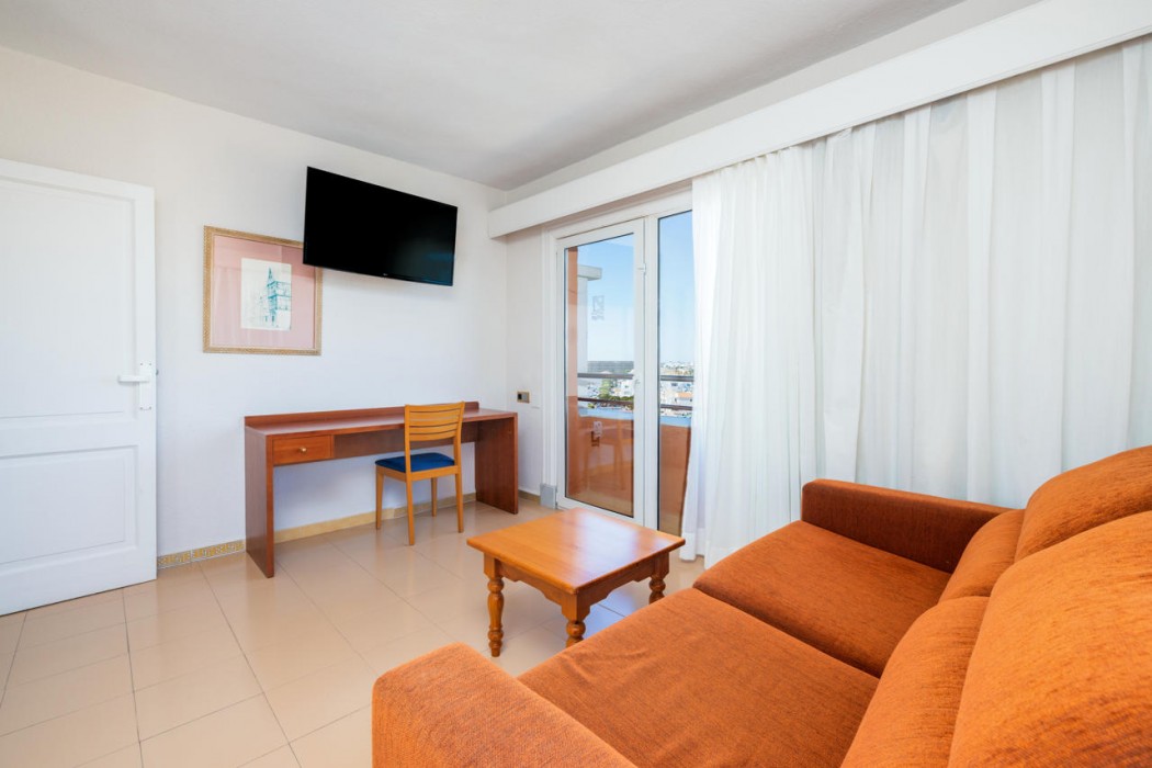 Playacapricho Hotel 4/50