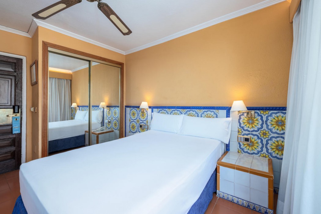 Playadulce Hotel 4/58