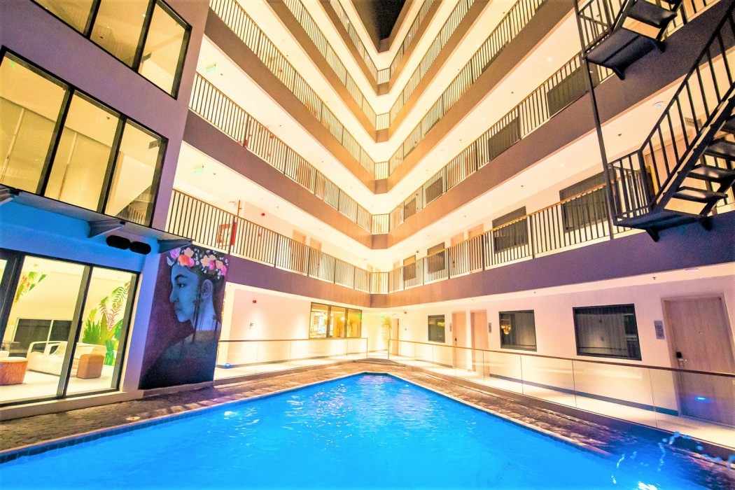 1521 Hotel 35/45