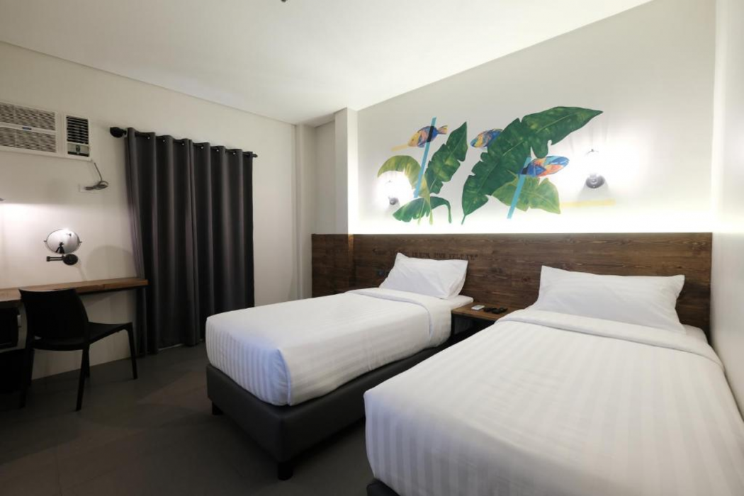 U Hotels Makati 9/56