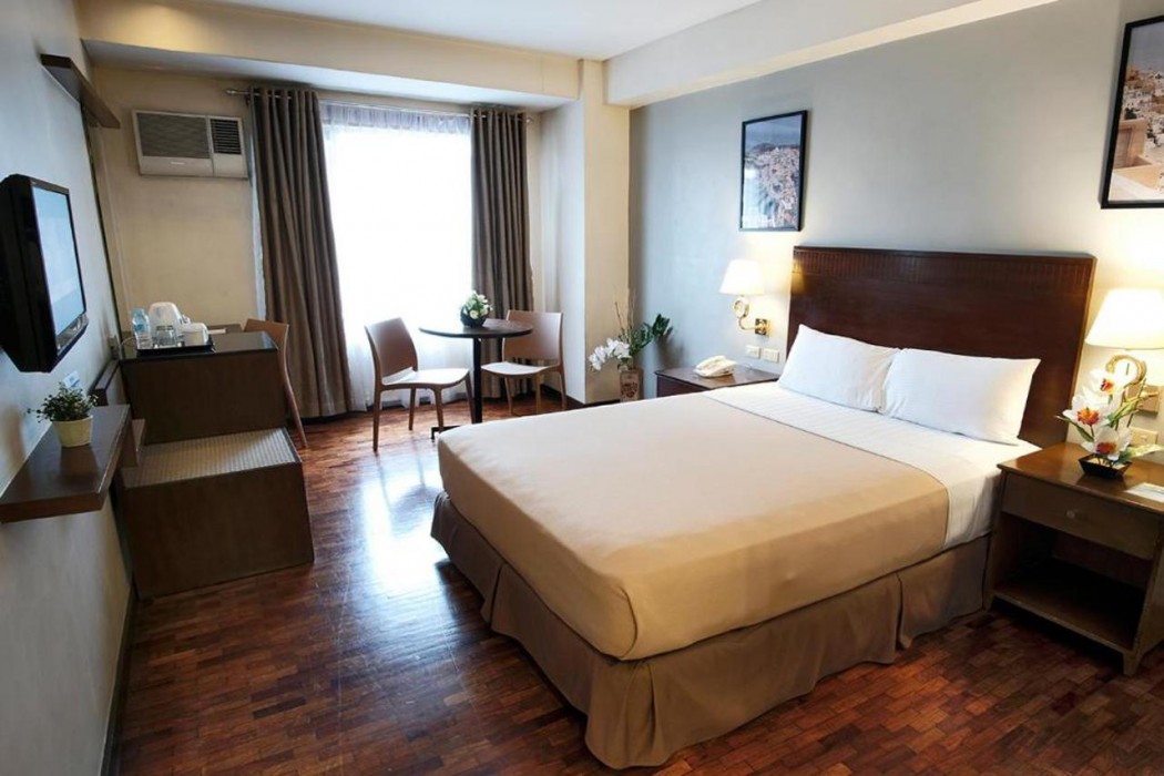 Fersal Hotel Kalayaan 17/63