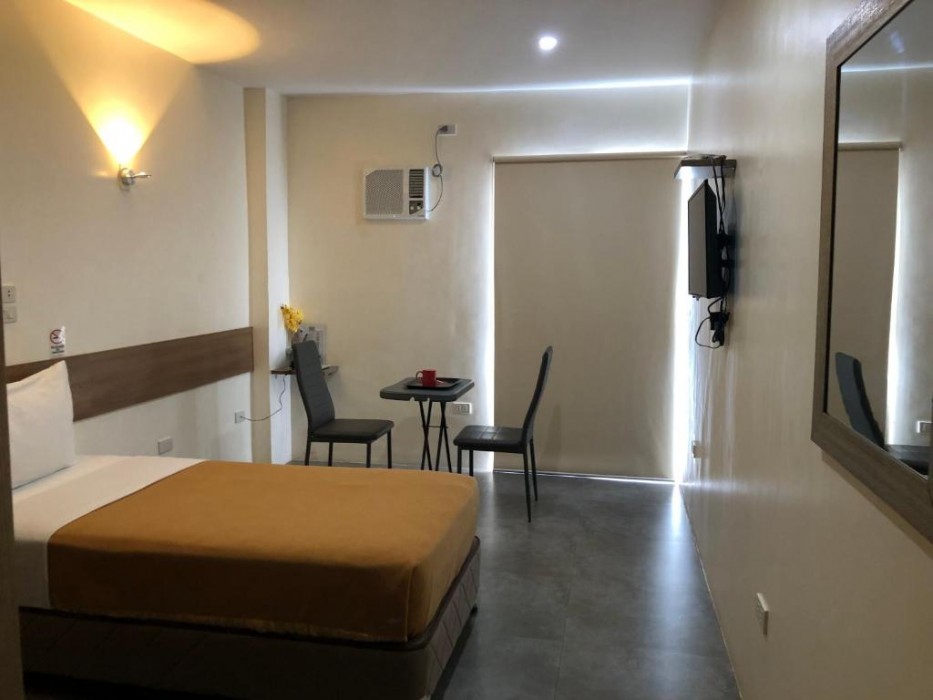 18 Suites Cebu 18/38