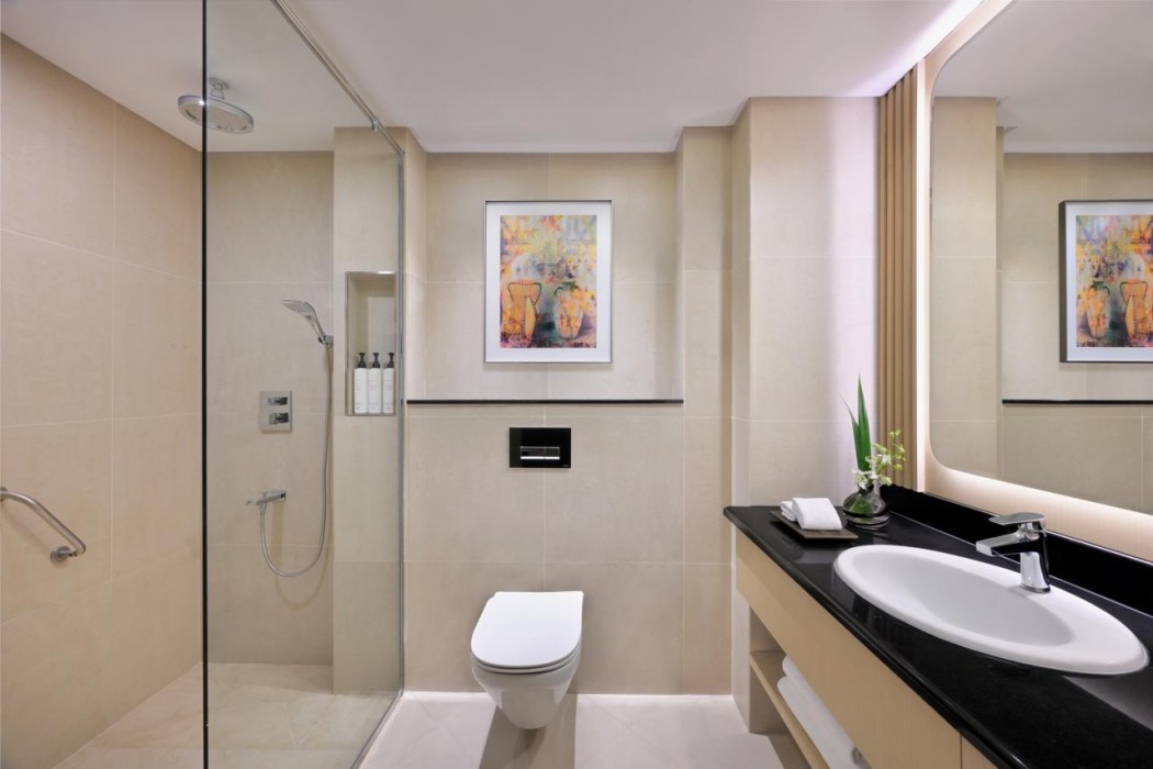 Swissotel Al Murooj Dubai 23/82
