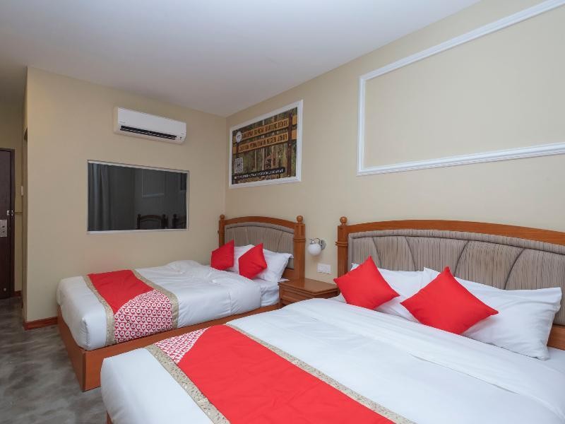 Oyo 517 Aladdin Hotel 42/99