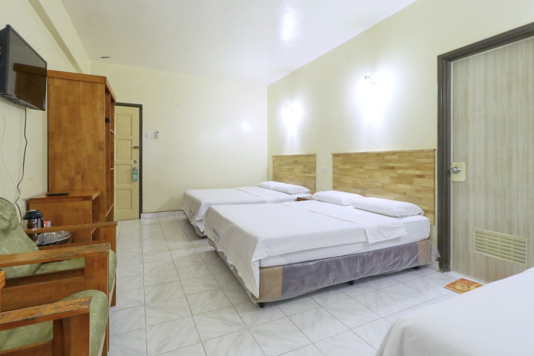 Nan Yeang Hotel 72/126