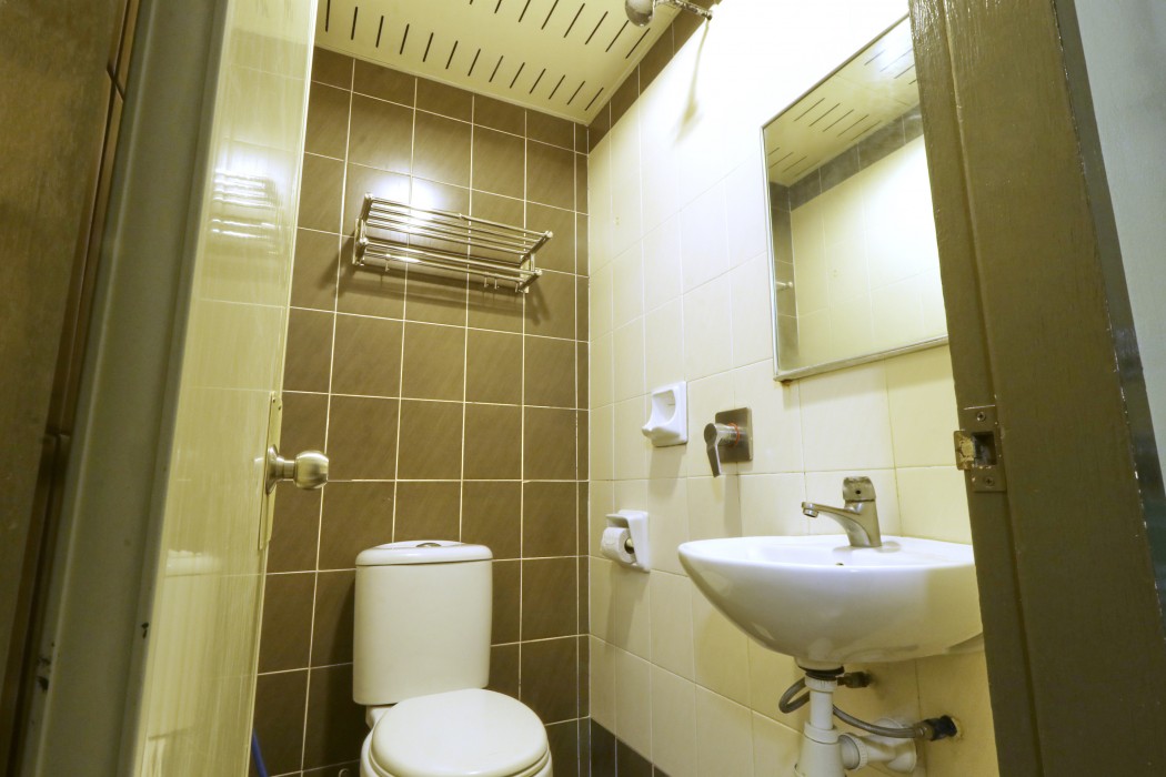 Nan Yeang Hotel 18/126