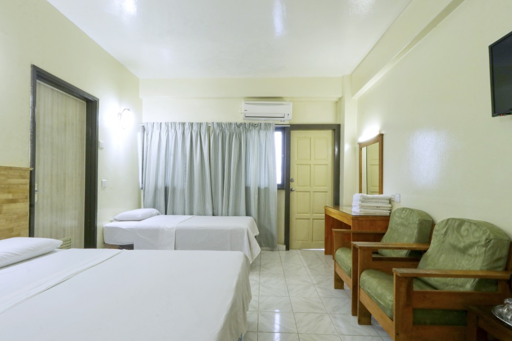 Nan Yeang Hotel 23/126