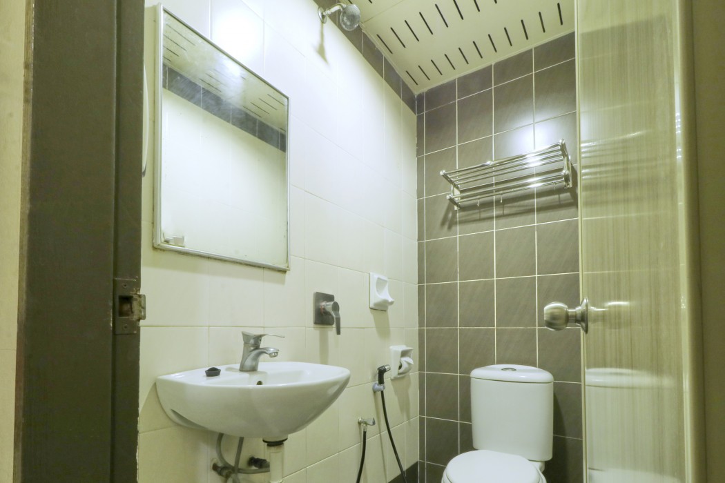 Nan Yeang Hotel 56/126