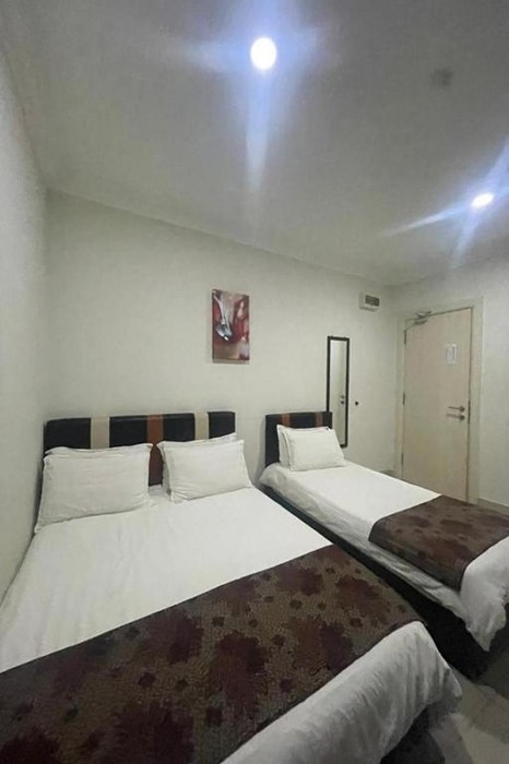 Hotel Mutiara KGMMB by ZUZU 16/53