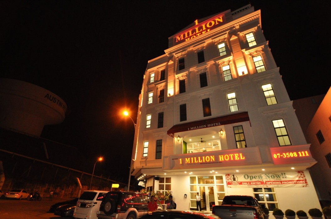 1 Million Hotel 46/75
