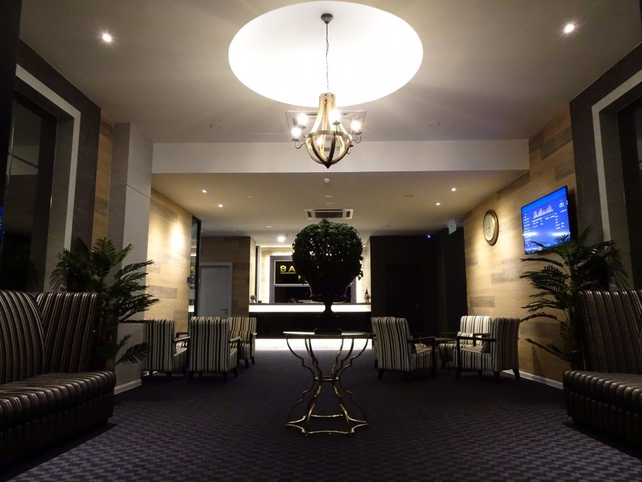 Bayfront Hotel 44/94