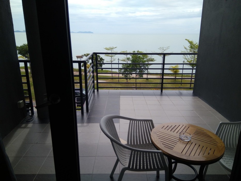 Bayfront Hotel 34/94