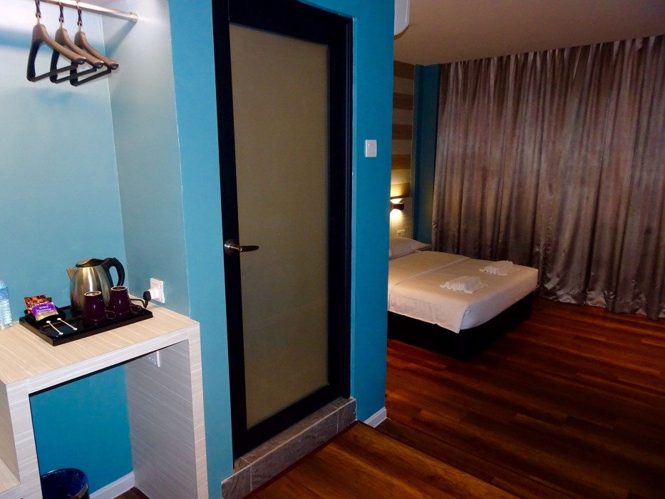 Bayfront Hotel 55/94