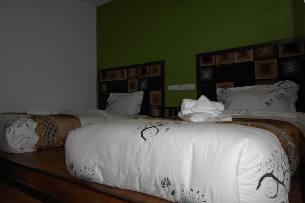 PI Grand Hotel 10/52