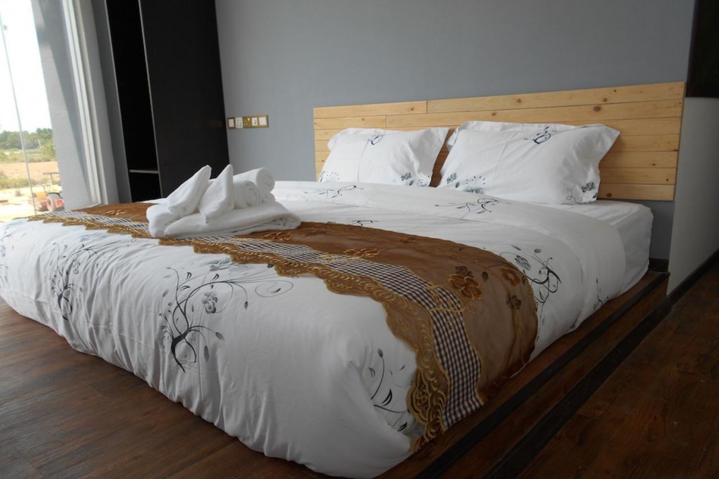 PI Grand Hotel 12/52