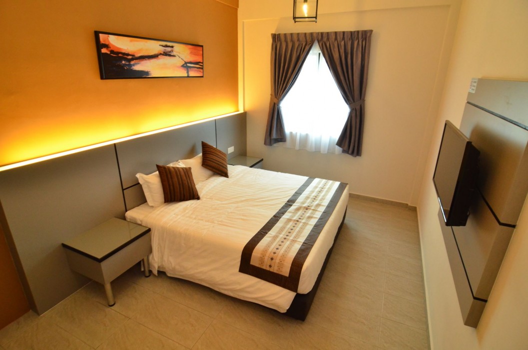 Swing & Pillows at Travelland Hotel, Ipoh 57/99