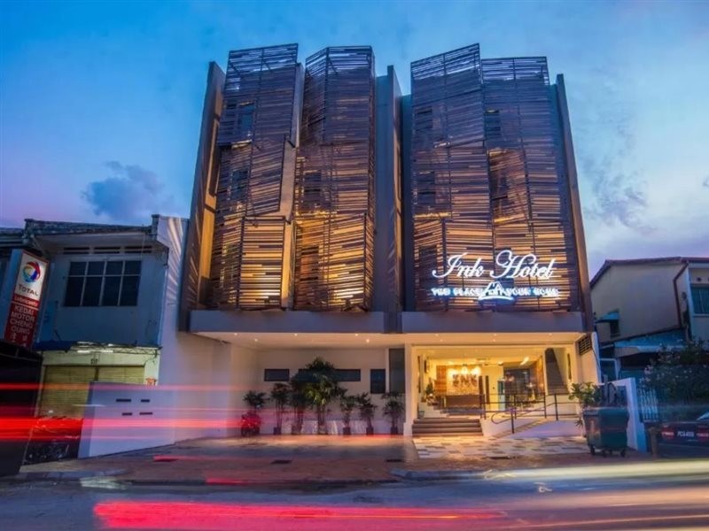 Ink Hotel 17/39