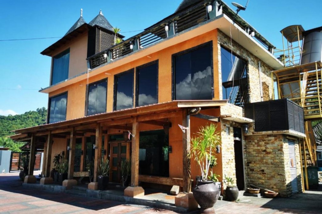 AIRIS SANCTUARY RESORT 11/54