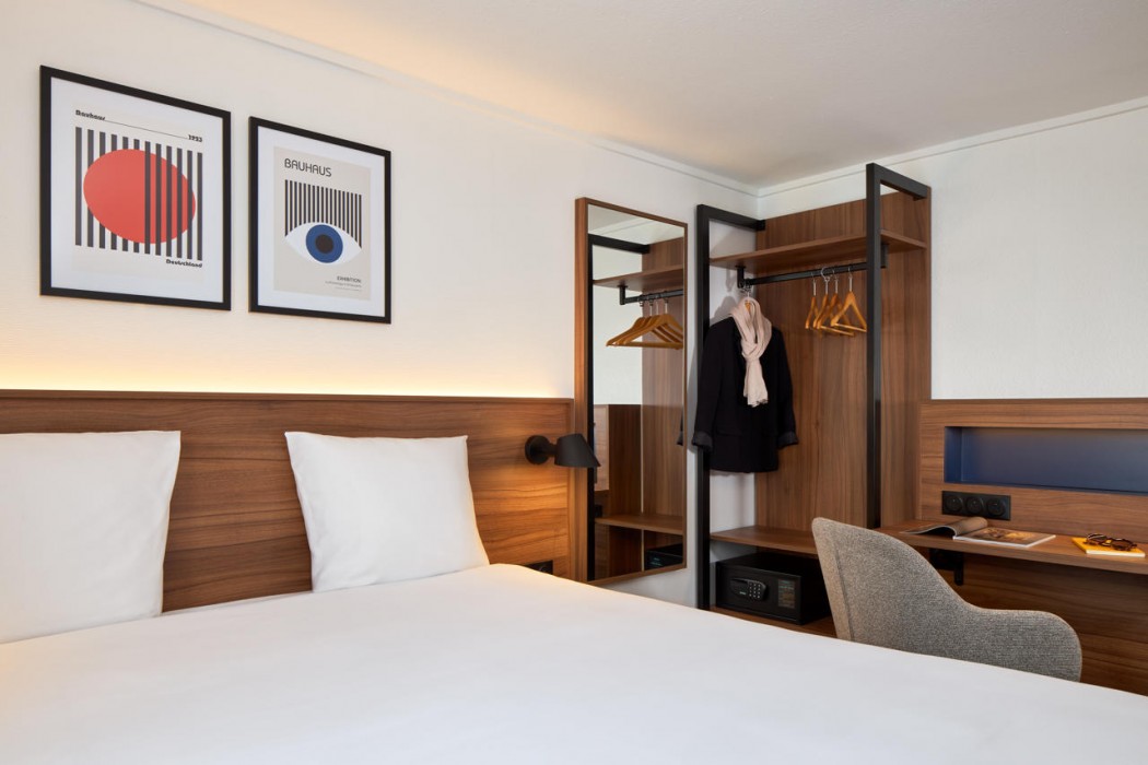 TIMHOTEL NATION 15/77