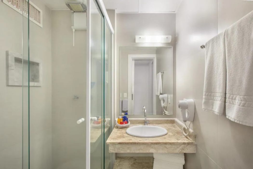 Plaza Inn American Loft 6/32