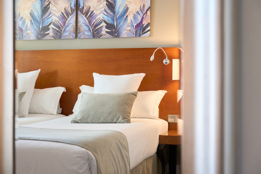 Hotel Puerta de Toledo 8/29