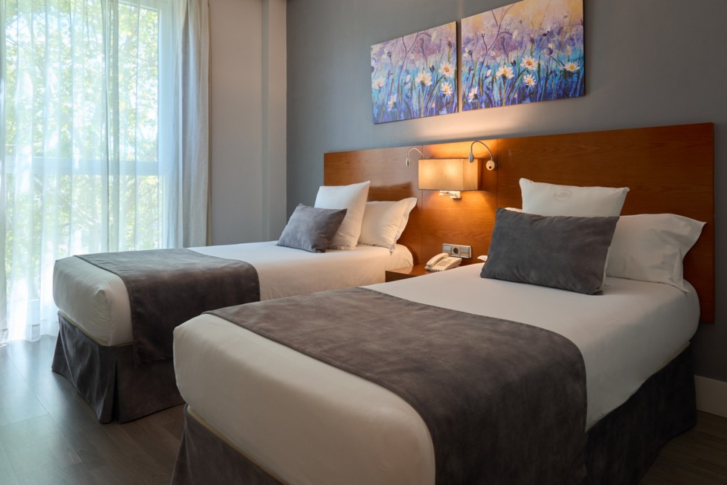 Hotel Puerta de Toledo 11/29