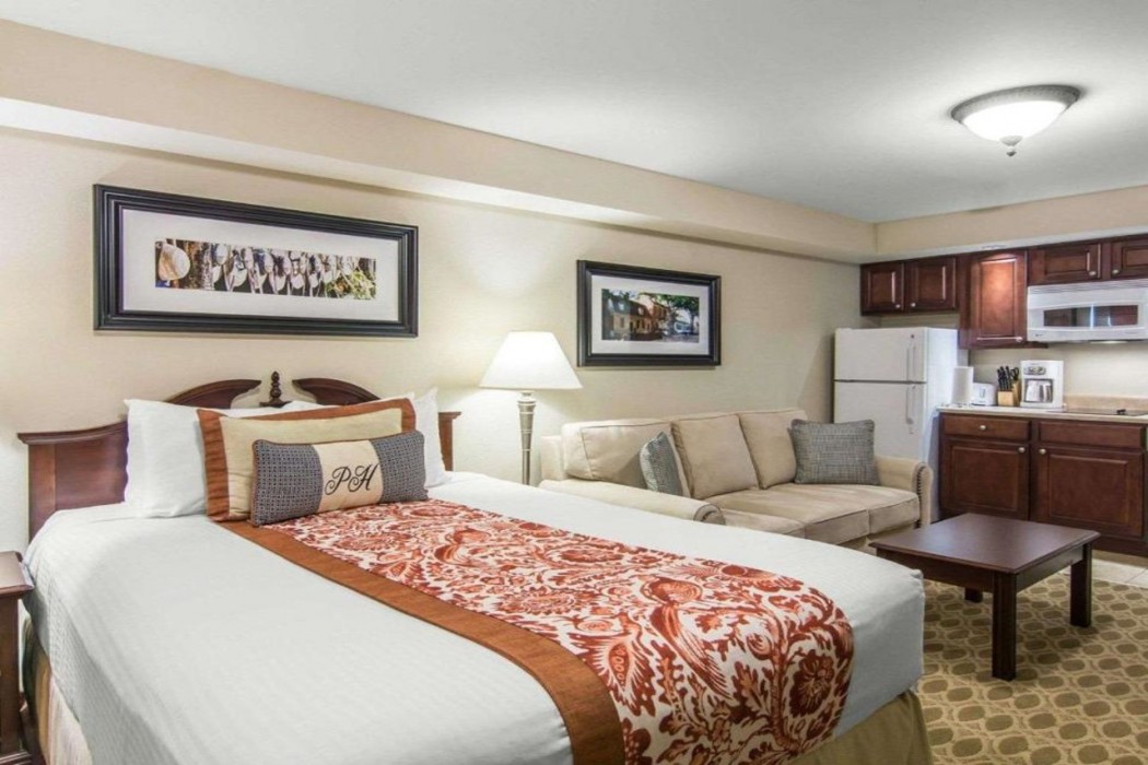 Bluegreen Vacations Patrick Henry Square, an Ascend Collection Resort 9/25